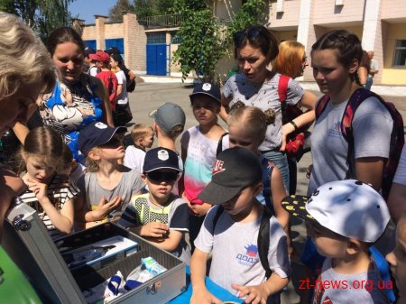 У Гідропарку дітей вчили правилам безпеки на воді