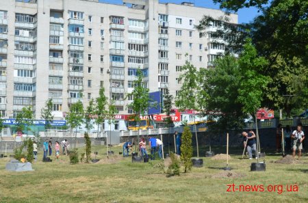 На Смолянському військовому кладовищі висадили Алею Слави Героїв