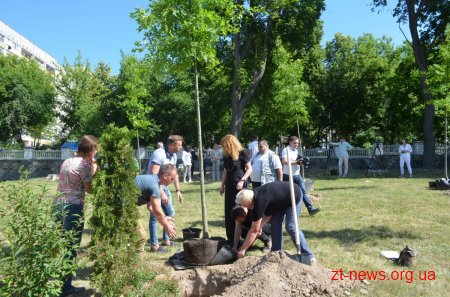 На Смолянському військовому кладовищі висадили Алею Слави Героїв