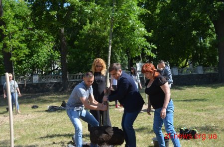 На Смолянському військовому кладовищі висадили Алею Слави Героїв