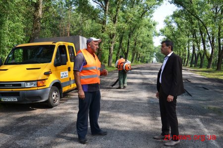 У Романівському районі відремонтували дороги, якими підвозять дітей до опорних шкіл