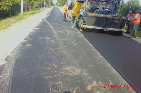 У Романівському районі відремонтували дороги, якими підвозять дітей до опорних шкіл