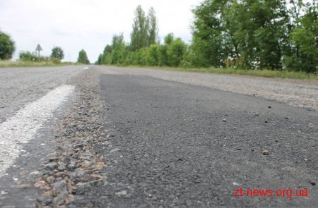 Дорожники ліквідували 200 кв. м. ямковості на дорозі у селі Івановичі