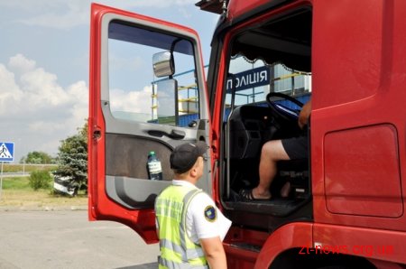 За добу працівники Укратрансбезпеки за перевищення маси вантажу оштрафували перевізників на 70 євро