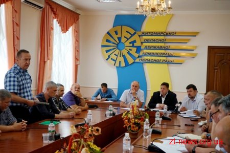 Керівники області провели зустріч з учасниками бойових дій та ветеранами
