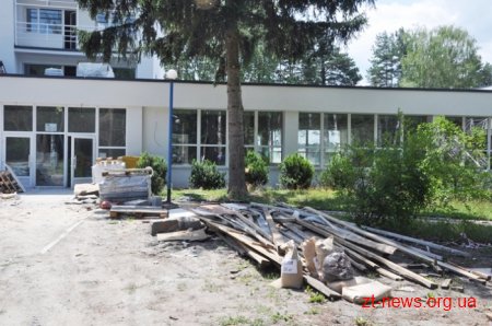 Роман Щебетов перевірив хід виконання робіт у Центрі вертебрології