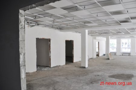 Роман Щебетов перевірив хід виконання робіт у Центрі вертебрології