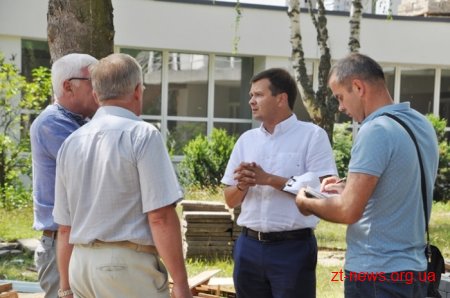 Роман Щебетов перевірив хід виконання робіт у Центрі вертебрології