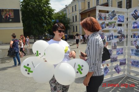 На Михайлівській провели благодійний ярмарок «Єдина громада - Єдина країна»