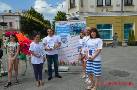 На Михайлівській провели благодійний ярмарок «Єдина громада - Єдина країна»