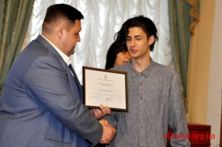 Ігор Гундич вручив 20 щорічних стипендій голови Житомирської облдержадміністрації