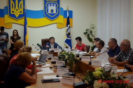 Проект скверу на розі вул. Лятошинського і Небесної Сотні презентували під час засідання виконавчого комітету