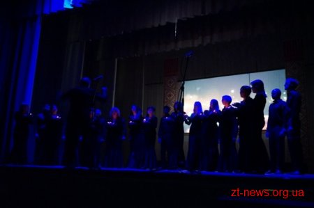З нагоди професійного свята та до 100-річчя Державної служби працівники ОДА отримали відзнаки