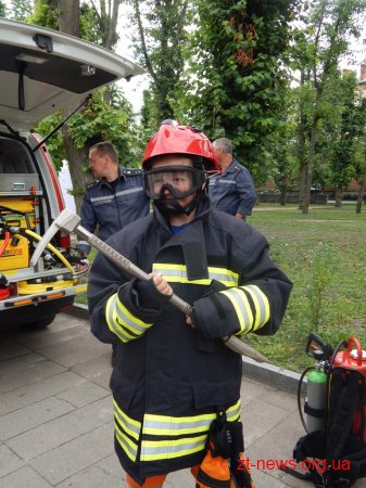 На Замковій горі діти мали змогу спробувати себе у понад 20 різних професіях