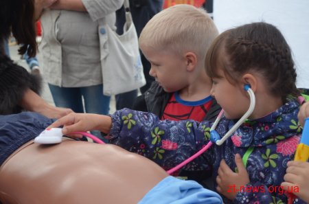 На Замковій горі діти мали змогу спробувати себе у понад 20 різних професіях