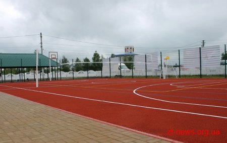 У Садківській громаді відкрили перший спорткомплекс з професійним оснащенням