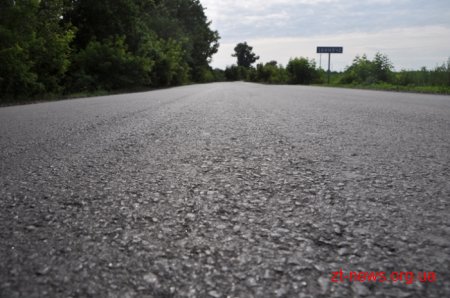 Дорогу в Ружинському районі відремонтували вперше за 10 років