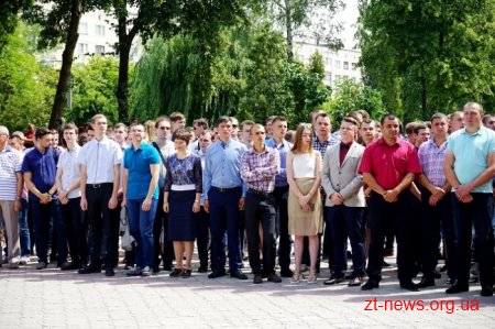 Майже тисяча студентів ЖДТУ отримала дипломи бакалаврів