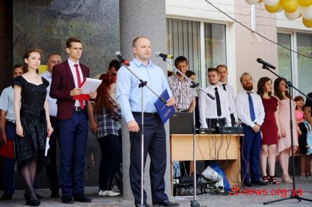 Майже тисяча студентів ЖДТУ отримала дипломи бакалаврів