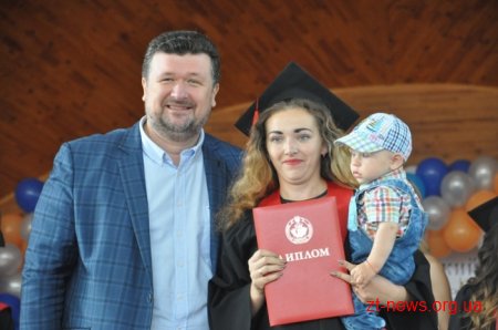 Понад 1,5 тис. студентів стали випускниками ЖДУ ім. І. Франка