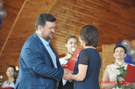 Понад 1,5 тис. студентів стали випускниками ЖДУ ім. І. Франка