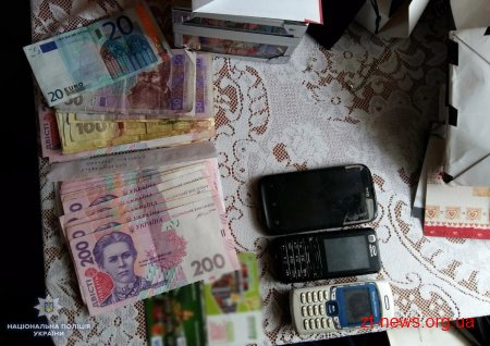 Правоохоронці затримали учасників злочинної групи, яких підозрюють у замаху на вбивство поліцейського