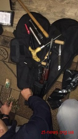 Правоохоронці затримали учасників злочинної групи, яких підозрюють у замаху на вбивство поліцейського