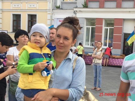 У Житомирі відбувся святковий концерт до Дня Конституції