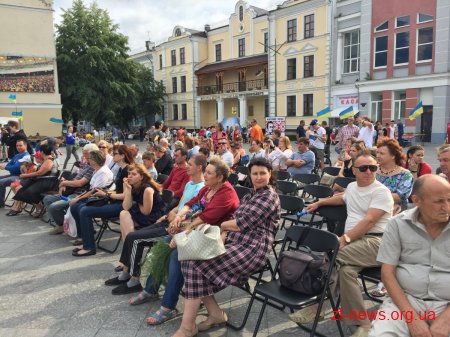 В рамках відзначення Дня Конституції в Житомирі відбувся Лекторіум просто неба