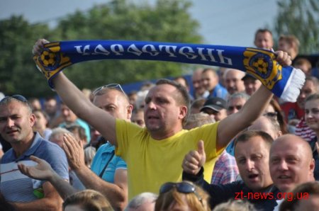 Коростенський ФК «Мал» став чемпіоном кубку області з футболу пам’яті Героїв Небесної Сотні