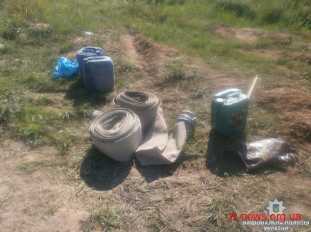На Олевщині двоє неповнолітніх юнаків намагалися видобувати бурштин