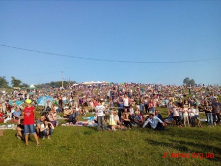 Понад 5 тисяч людей долучились до фестивалю «Купальські роси»