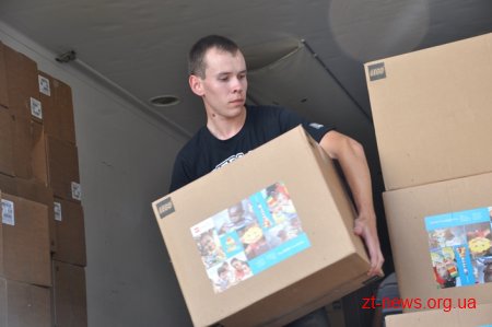 Житомирщина отримала 2 вантажівки конструкторів LEGO