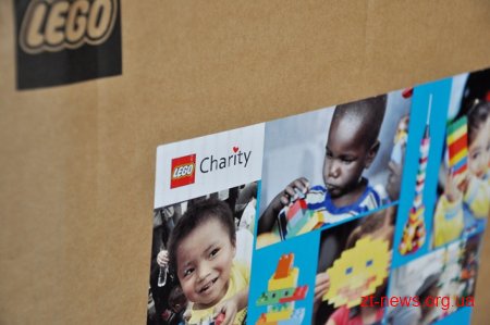 Житомирщина отримала 2 вантажівки конструкторів LEGO