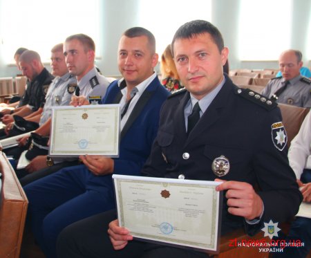 У Житомирському ГУНП дипломи правознавців отримали випускники Національної академії внутрішніх справ