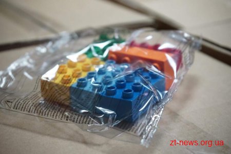 Житомирщина отримала 2 вантажівки конструкторів LEGO