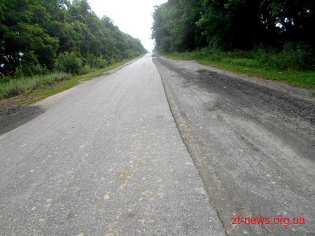 У Любарському районі вже відремонтували понад 28 тис. кв. м. доріг