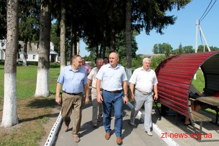 Голова обласної ради відвідав Любарський психоневрологічний чоловічий інтернат
