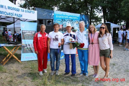 В Гідропарку відбулося урочисте відкриття Всеукраїнського турніру з плавання на відкритій воді