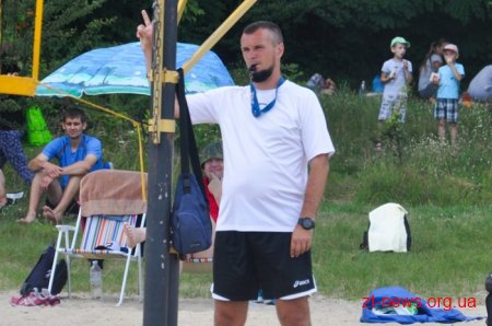 У Житомирі проходить чемпіонат області з пляжного волейболу серед чоловіків