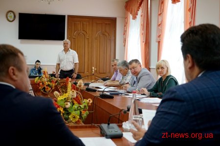 За проживання переселенців та лікування учасників АТО установам перерахують майже пів мільйона грн.