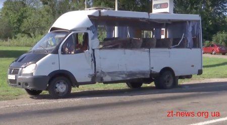 На Житомирщині у ДТП потрапила маршрутка