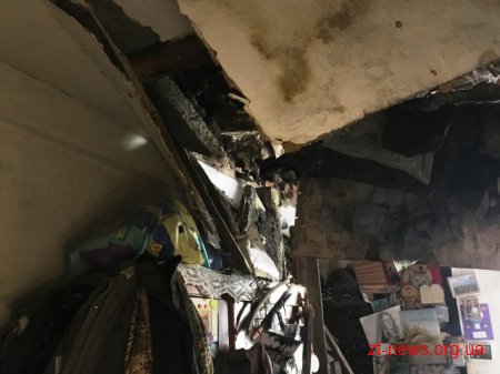 В двоповерховому будинку у Житомирі стався обвал стелі