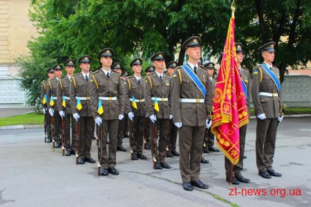 У Житомирському військовому інституті 79 молодих офіцерів отримали дипломи