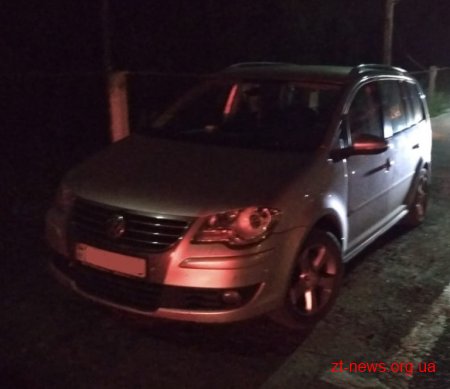 На кордоні з Білоруссю прикордонники виявили автомобіль викрадений в Швеції