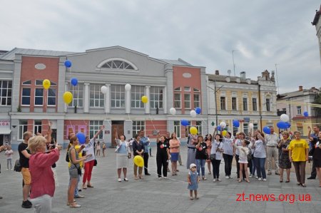 На Михайлівській відбулася акція «Проти ДІЯ торгівлі людьми»