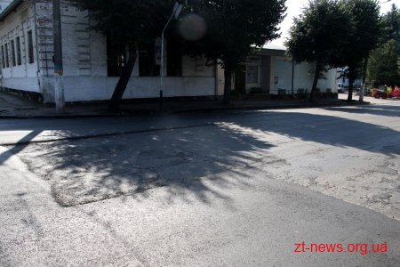 На вулиці Перемоги продовжуються роботи з капітального ремонту покриття проїжджої частини
