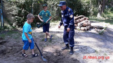 У таборі Супутник діти спробували себе у ролі рятувальників