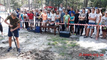 У таборі Супутник діти спробували себе у ролі рятувальників