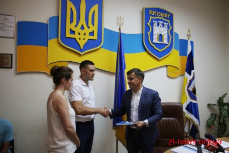 Родина Кунах отримала пільговий молодіжний кредит на житло